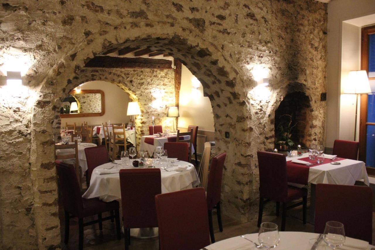 Logis Hotel & Restaurant - Le Manoir De Sauvegrain Saint-Lambert  Экстерьер фото