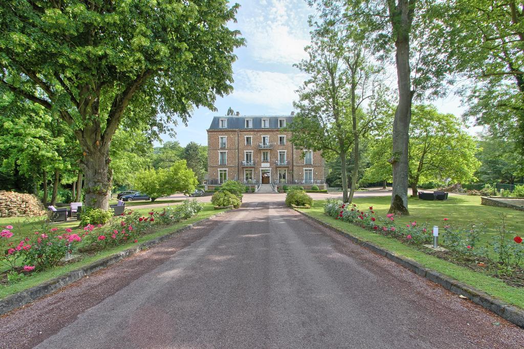 Logis Hotel & Restaurant - Le Manoir De Sauvegrain Saint-Lambert  Экстерьер фото