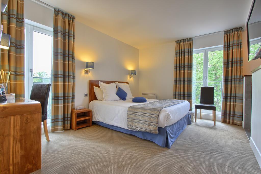 Logis Hotel & Restaurant - Le Manoir De Sauvegrain Saint-Lambert  Экстерьер фото